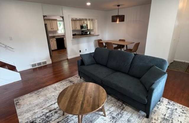 1604 Hass Dr Gallery 2