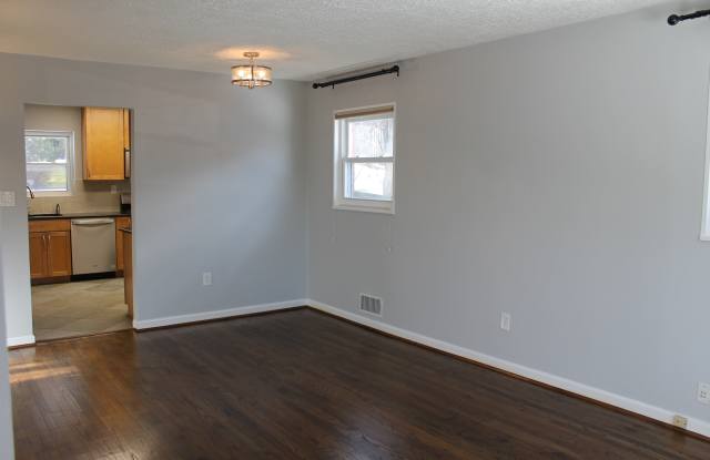 5833 Mount Vernon Dr Gallery 4
