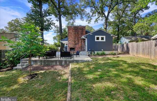8407 TAHONA Drive Gallery 3