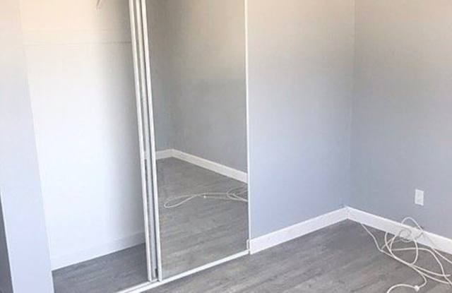 18532 Mayall Street Gallery 4