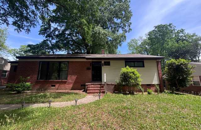 Great 3 bedroom home available in East Charlotte photos photos