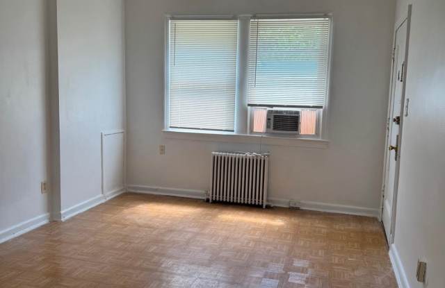 2633 30TH STREET SE photos photos