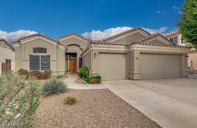 1104 W MULBERRY Drive - 1104 West Mulberry Drive, Chandler, AZ 85286