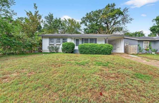 1112 Redbud Street - 1112 Redbud Road, Denison, TX 75020