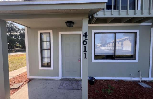 4611 Tree Ridge Lane NE photos photos
