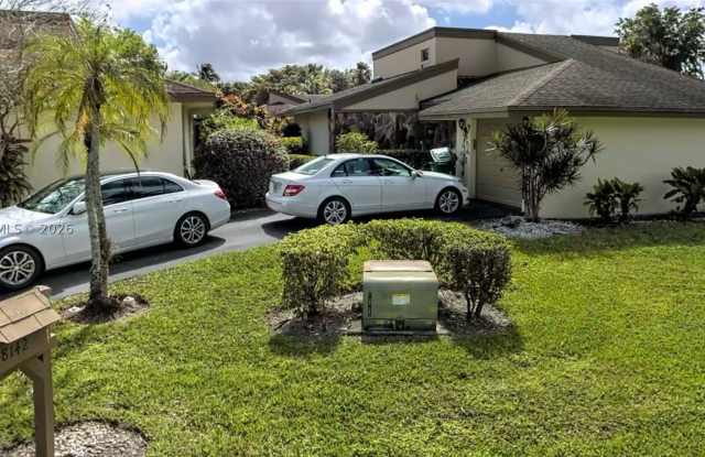 8142 Silver Palm Ct Gallery 2