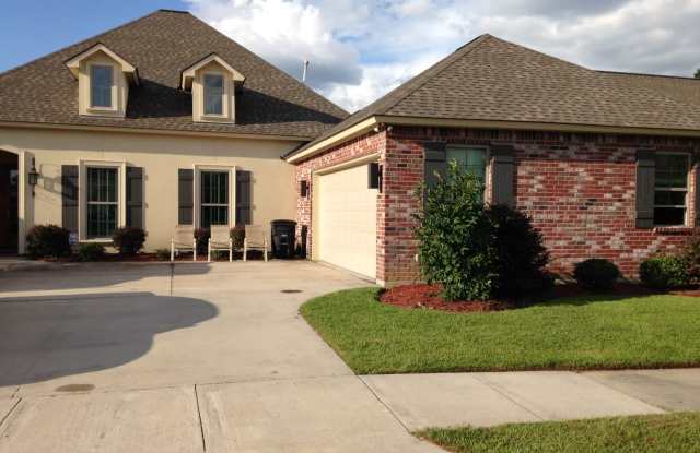 WOODRIDGE SUBDIVISION NEAR NEW WOMENS HOSPITAL AT PECUE LN photos photos