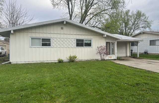 1471 E Ireland Rd photos photos