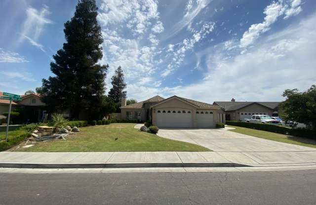 Elegant 3-Bedroom Home in Seven Oaks photos photos