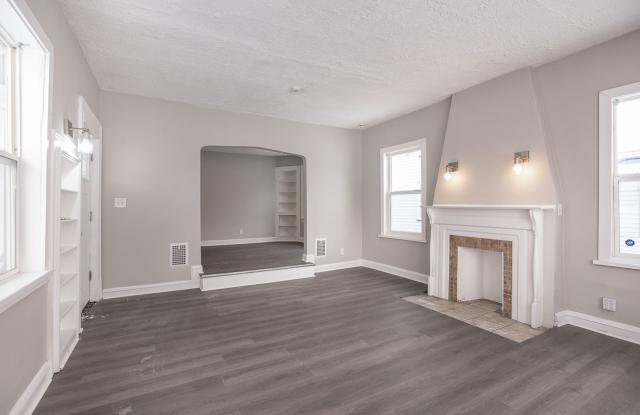 NEWLY RENOVATED! - 3 BED, 1.5 BATH BEAUTIFUL SINGLE- FAMILY HOME. Gallery 4