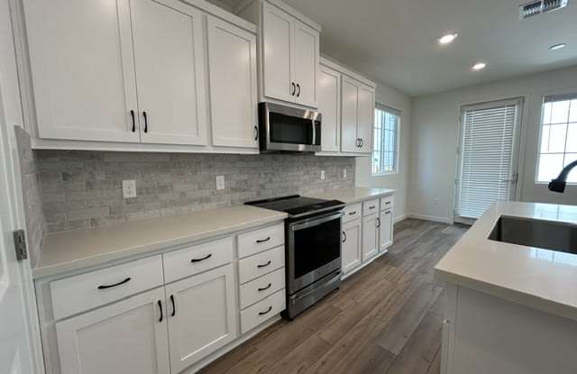 14545 Southpointe Dr Unit 45 Gallery 3