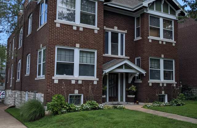 1100 Louisville Ave photos photos