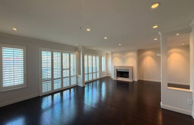 Luxury Pacific Heights 3BD/2.5BA with Private Rooftop Deck photos photos Luxury Pacific Heights 3BD/2.5BA with Private Rooftop Deck photos photos