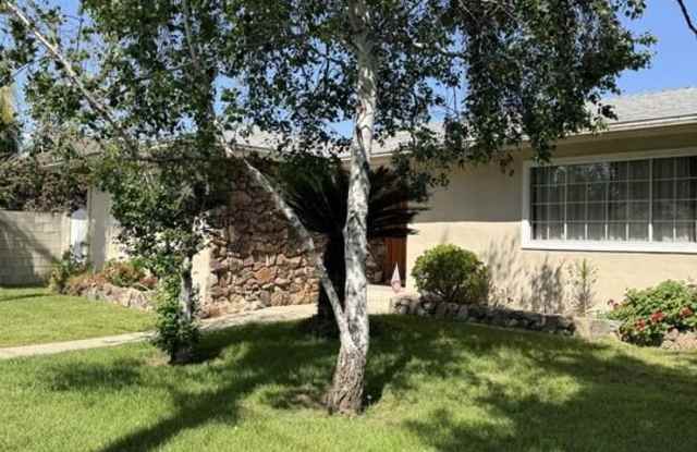 5412 Hazeltine Ave photos photos