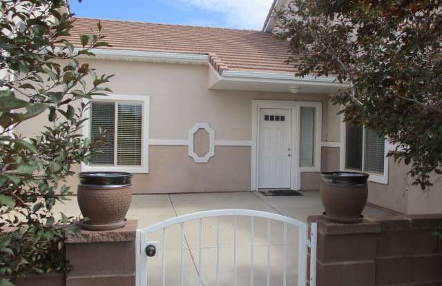 Move-In Discount - 3 Bedroom 2 bath in The Seasons photos photos