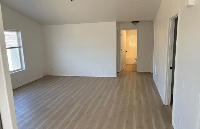 Huntington Rd. Duplex photos photos Huntington Rd. Duplex photos photos