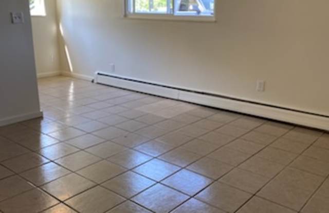 8376 Anthony Wayne Ave photos photos