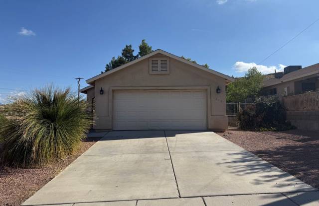 3 Bedroom 2 Bathroom Home Gallery 1