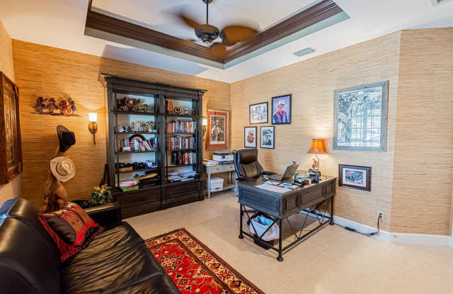 8060 Kiawah Trace Gallery 4