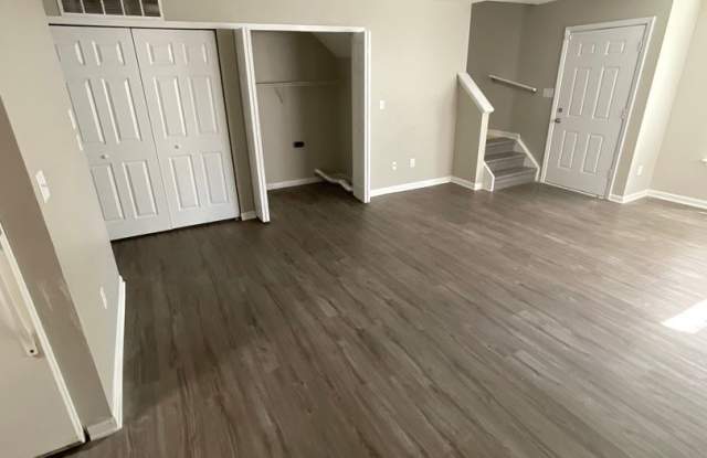 3 Bed 1.5 Bath Gallery 4