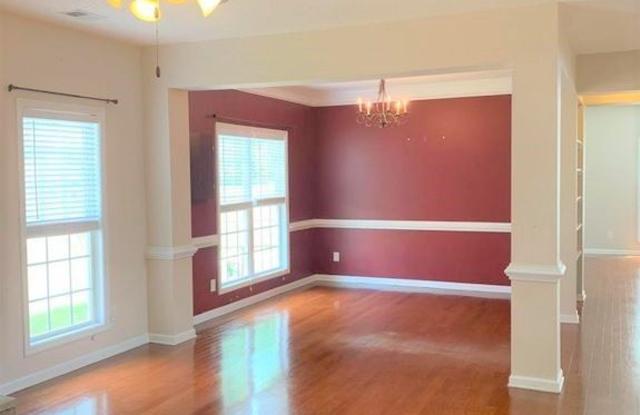 125 Daisy Hill Gallery 4