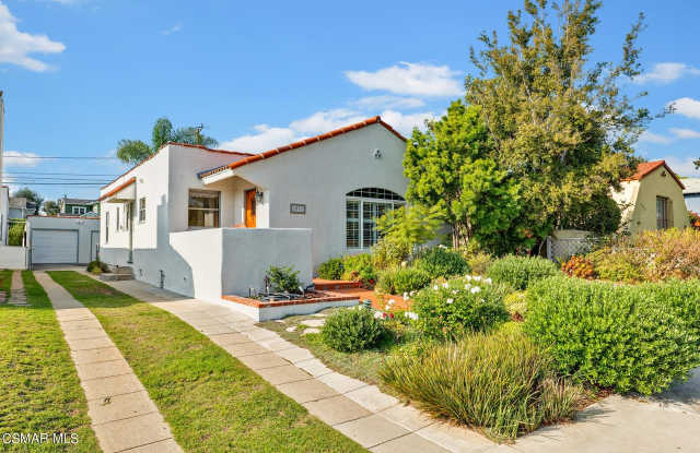 1033 Pine Street - 1033 Pine Street, Santa Monica, CA 90405