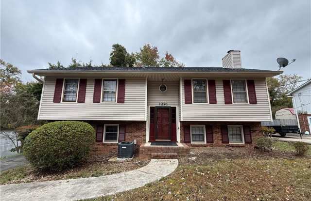 1291 Millerwood Drive - 1291 Millerwood Drive, Winston-Salem, NC 27106