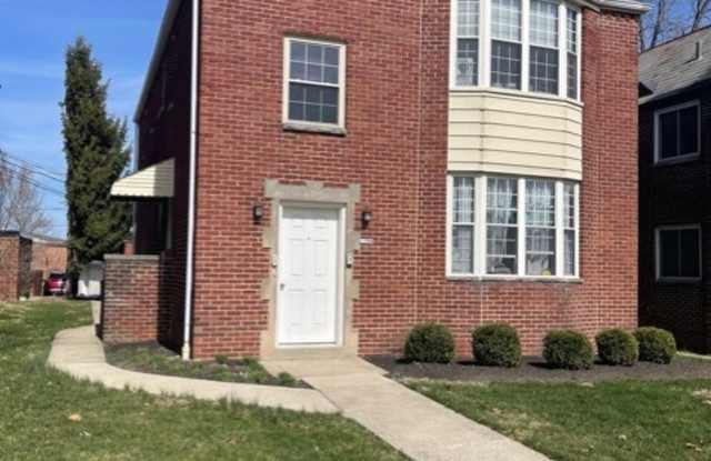 1796 Northwest Blvd photos photos