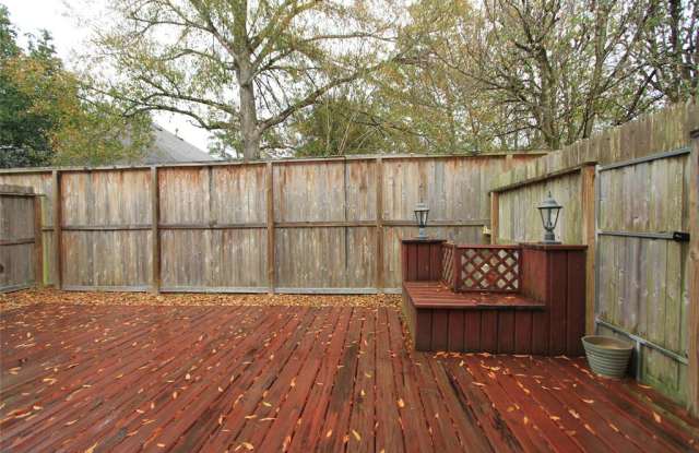 2314 Summit Way Court Gallery 2