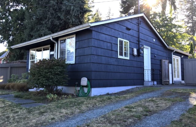 14311 Meridian Ave. N. - 14311 Meridian Avenue North, Seattle, WA 98133