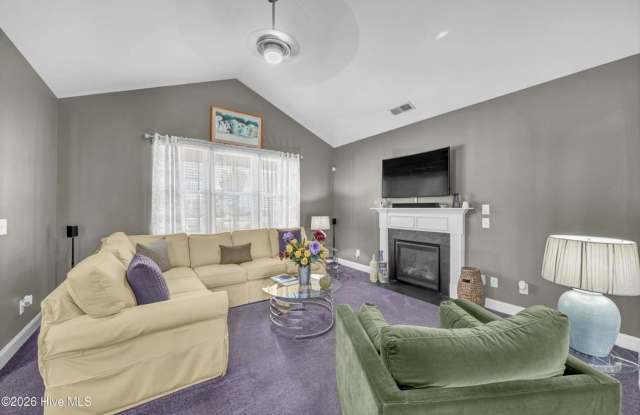 Discover this well-maintained 4-bedroom, 2-bath home in Leland, NC Gallery 4