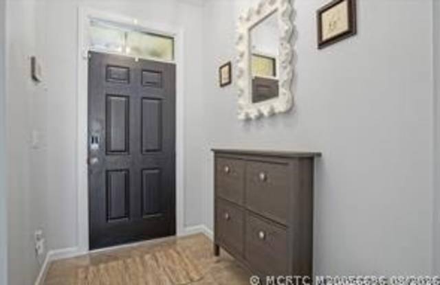 10568 SW Cambria Lane Gallery 3