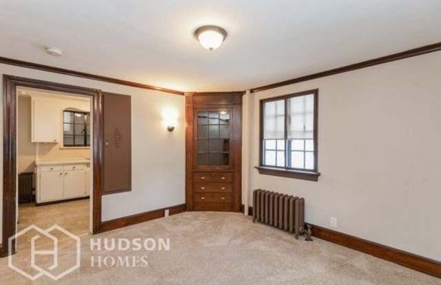 72 Home Avenue Gallery 3