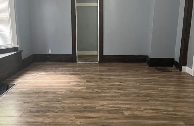 119 Hobart St. #1 Gallery 3