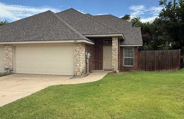 3/2.5/2 2 STORY - Great Location near Main St photos photos