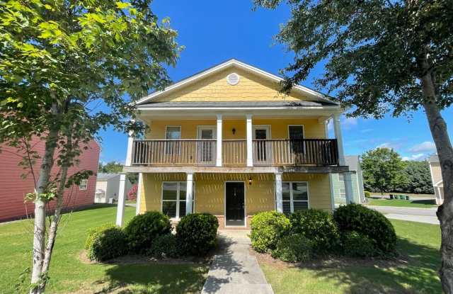 5 BEDROOM PLUS BONUS ROOM PRE-LEASING FOR AUGUST 2026! photos photos