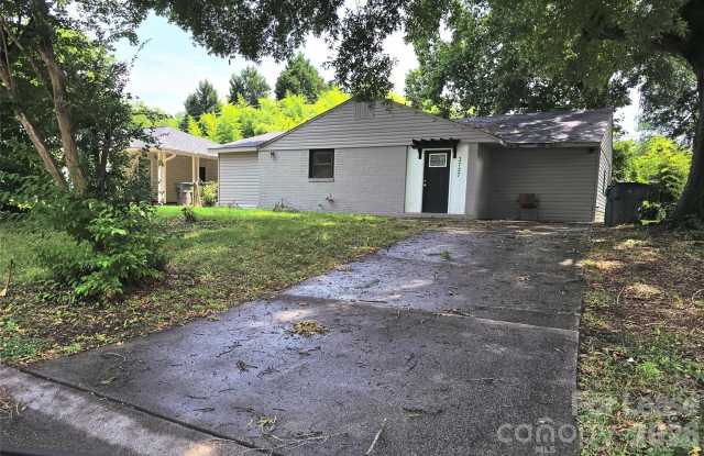 2727 Englehardt Street Gallery 2