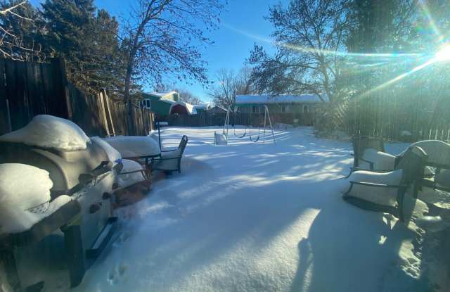 3 Bedroom Twinhome in South Fargo!! Gallery 4