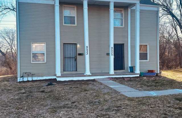 9533 Harrison St - 9533 Harrison Street, Kansas City, MO 64131