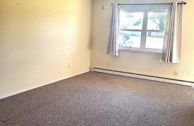 3909 Victoria Ct Gallery 3
