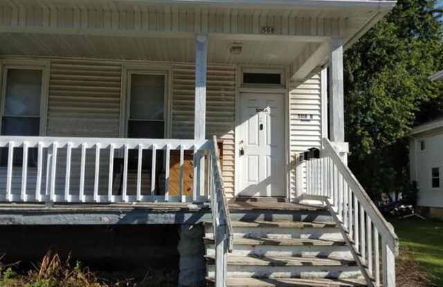 508 West Irving Ave. - Upper photos photos