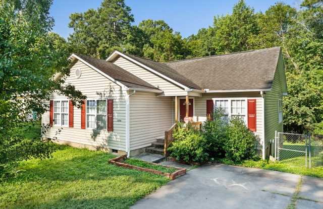 Great 4 bedroom home in South Durham right off S. Roxboro: Available August 10th photos photos Great 4 bedroom home in South Durham right off S. Roxboro: Available August 10th photos photos