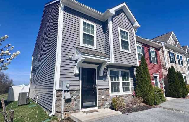 576 THUMPER Drive photos photos