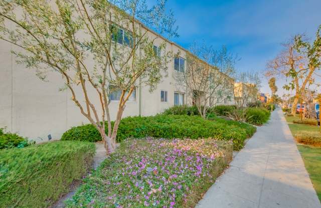 Secure, Courtyard-Style Apartments in Park Mesa Heights — Classic Charm, Modern Convenience photos photos