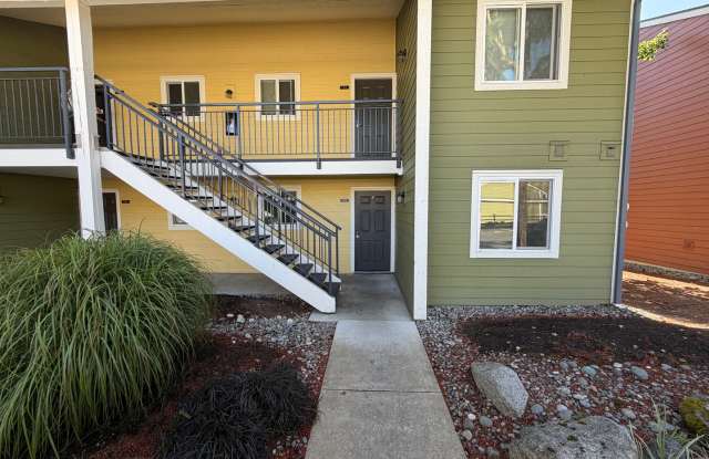 Bellevue/Factoria 2bd 1bath Condo for Rent! photos photos
