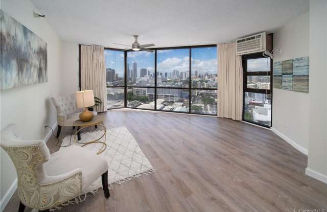 Convenient 1 Bedroom Close to Everything - 930 Kaheka Street, Honolulu, HI 96814