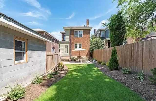 Must See 3 BD/ 2 BA in Squirrel Hill Available Now! Gallery 3