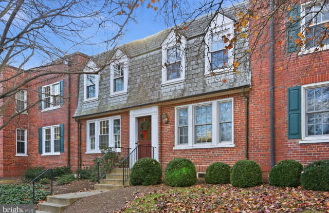 1744 N RHODES Street unit: 310 photos photos 1744 N RHODES Street unit: 310 photos photos