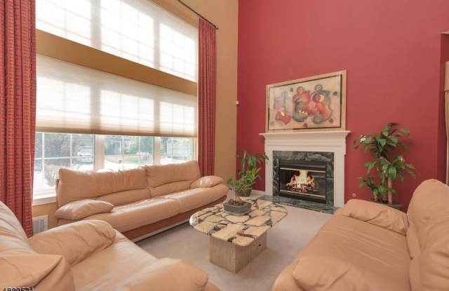 86 HILL HOLLOW ROAD Gallery 3