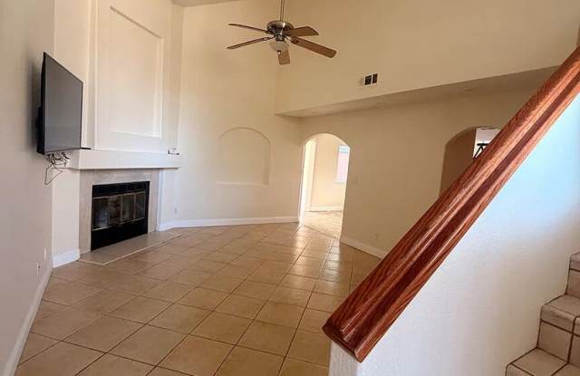 Flexible 3-Bedroom Home Near the University with Spacious Living & BBQ-Ready Backyard Gallery 4